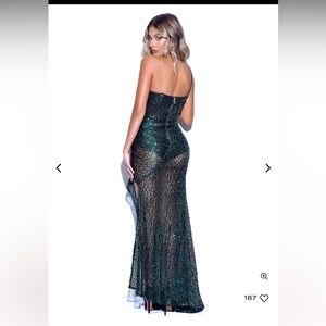 Elegant Green Maxi Dress